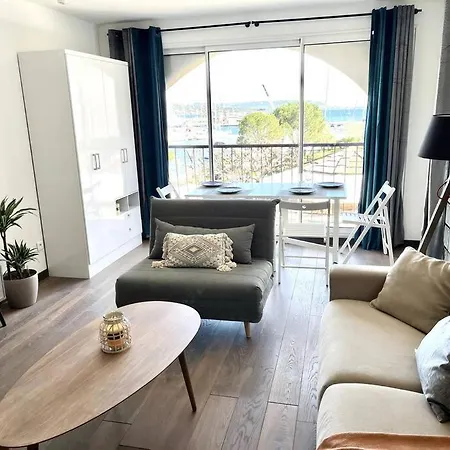 Sur Le Port Marina Palmu ポルトヴェッキオ