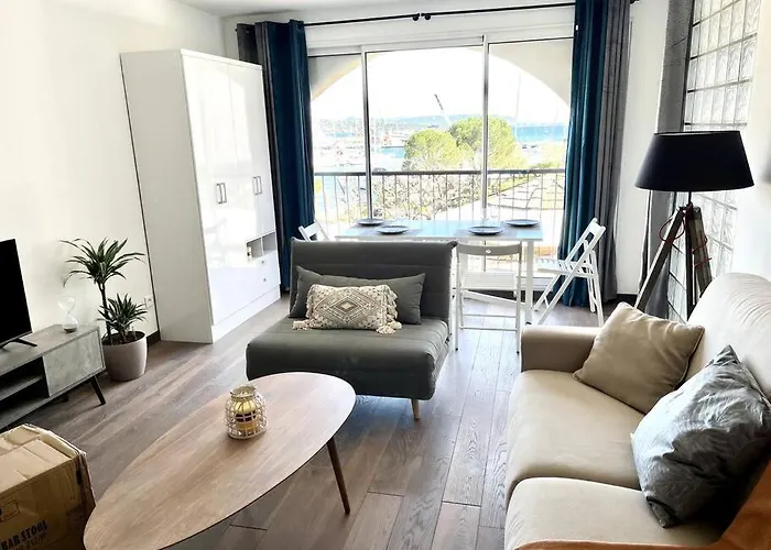 Sur Le Port Marina Palmu Porto-Vecchio (Corsica)